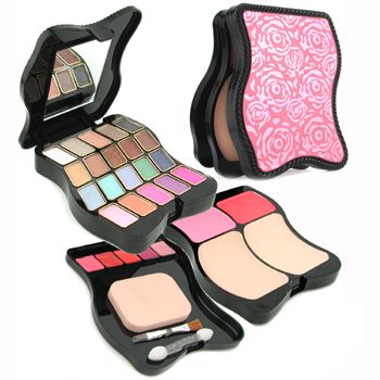 Pretty Fashion Makeup Kit